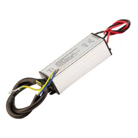 Фото 30w-drajver-dlya-led-cob-matric-500x500_5a8d5f95004f9 товара Драйвер для светодиодного прожектора 30Вт